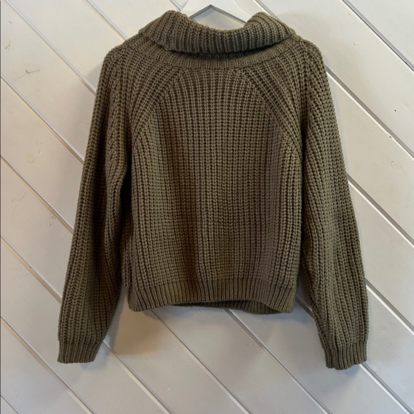 SADIE & SAGE Green Ribbed Knit Sweater - Picture 3 of 8